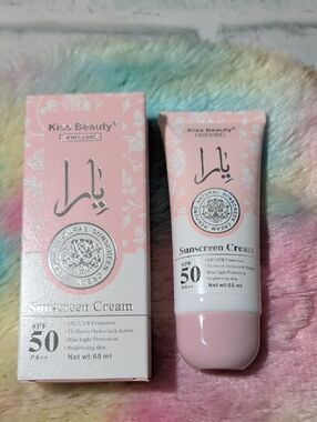 Pink SPF 50 Sunscreen Cream - Yara scented